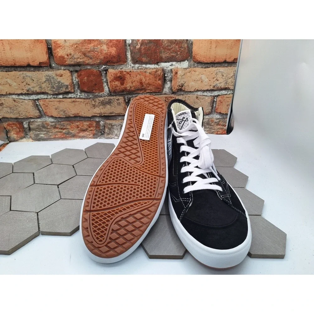 Mens VANS Size 11.5 Lizzie Armanto Black White Rare VN0A4BX1Y28 2021 New Orginal